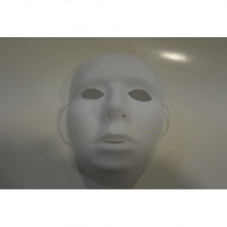 Masque plastique blanc